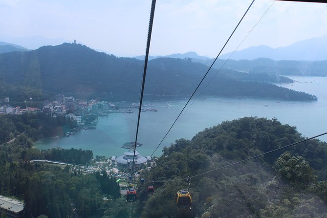 1-day Tour to Sun Moon Lake from Taipei by High Speed Rail - Lunch at a tribal restaurant