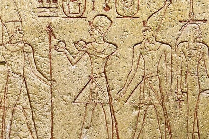 12-Night Private Tour: Amarna and El Minya with Cruise and Train - El Minya by train and road