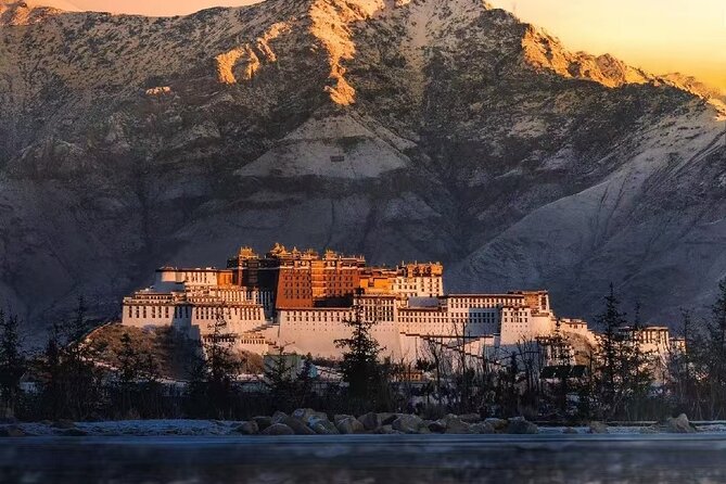 13 Day Classic Tibet Tour on Flight and Soft Sleeper Train - Day 4: Potala Palace, Jokhang Temple, and Barkhor Street