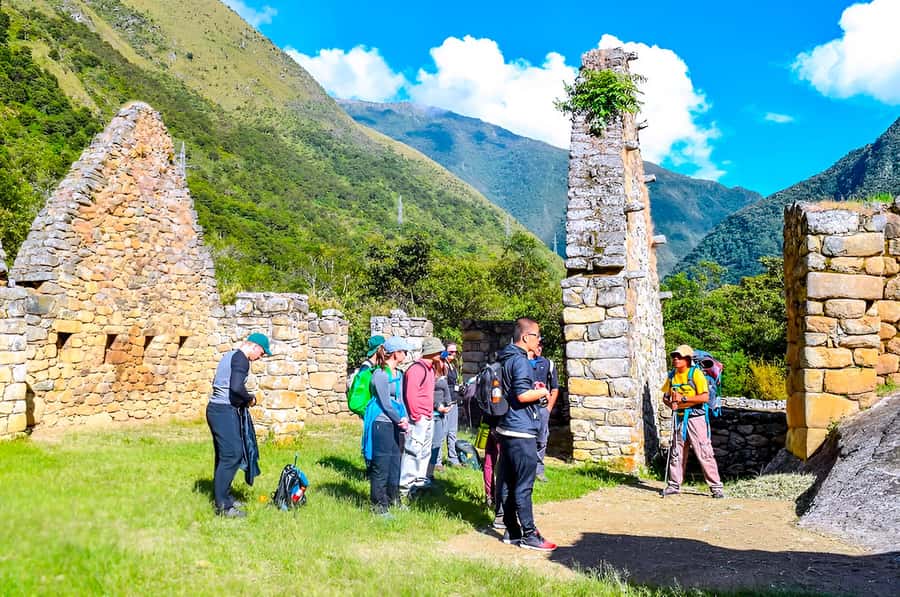 2-Day Inca Trail Hike to Machu Picchu & Panoramic Train - Key details of the two-day Inca Trail trip