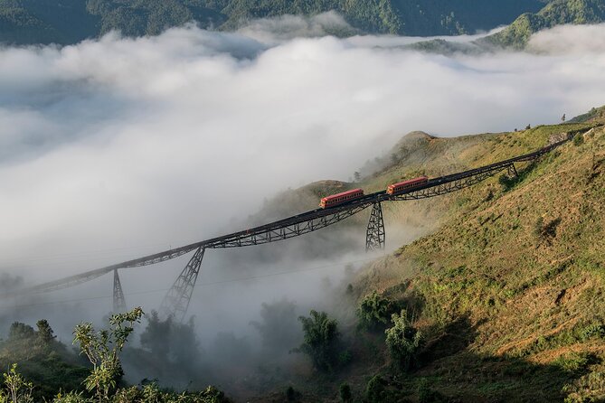 2-day Sapa Trekking & Fansipan Cable Car & Bus from Hanoi - Hanoi to Sapa by bus, with most of day one on the road