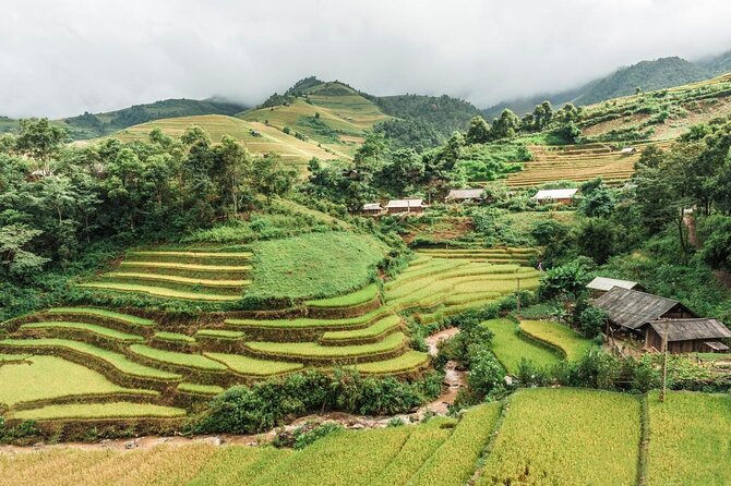 2 days 3 Nights Sapa Trekking Tour by Night Train from Hanoi - Leaving Hanoi at 9 p.m. for the northern mountains