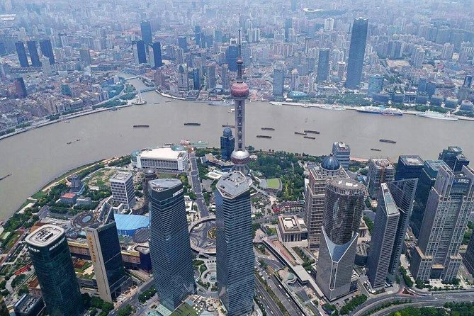 4-Hour Private Shanghai Modern Impression Tour with Tower and Maglev Train Ride - Private car or metro: which option makes sense?