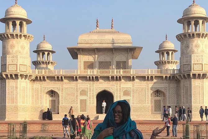 Agra Taj Mahal Tour by Gatimaan Express Train - Why the Gatimaan Express works so well for Agra