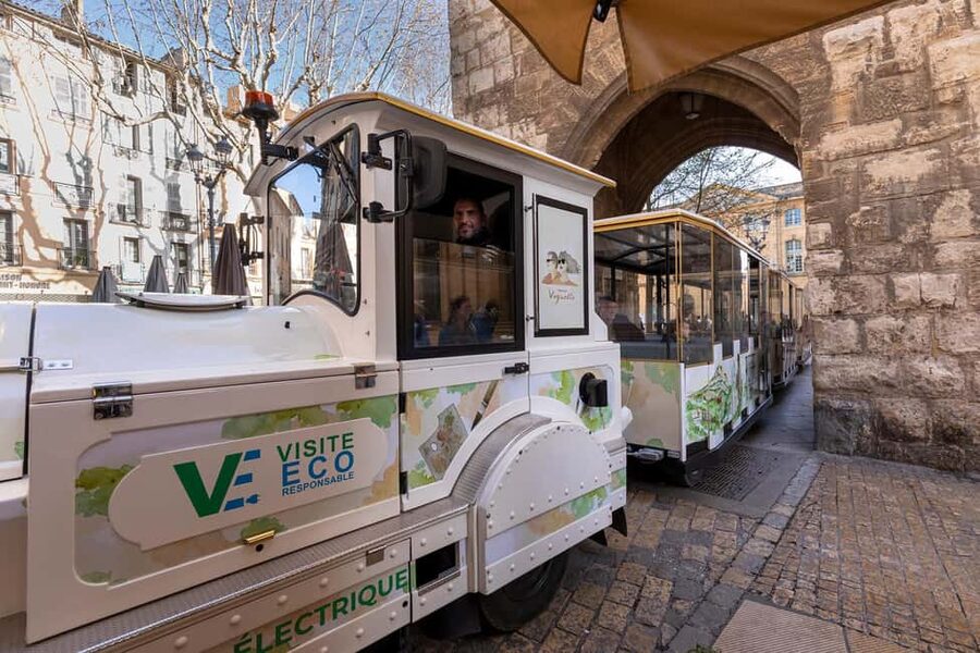 Aix-en-Provence by Electric Tourist Train – City Center Circuit - Meeting Paul Cezanne before the ride