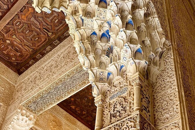 Alhambra tickets with Nasrid Palaces + Tourist Train - Ticket delivery by WhatsApp, SMS, or email