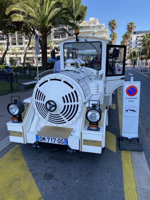 Antibes: 2-Way Little Train of Antibes Tour to Juan-les-Pins - Juan-les-Pins and its sandy beaches