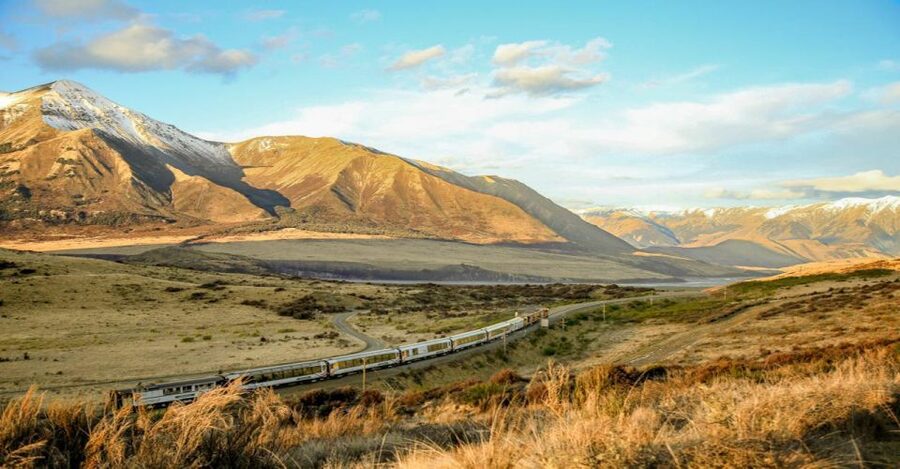 Arthur's Pass: TranzAlpine Train and Castle Hill Day Tour - Kea country and Otira Viaduct lookout