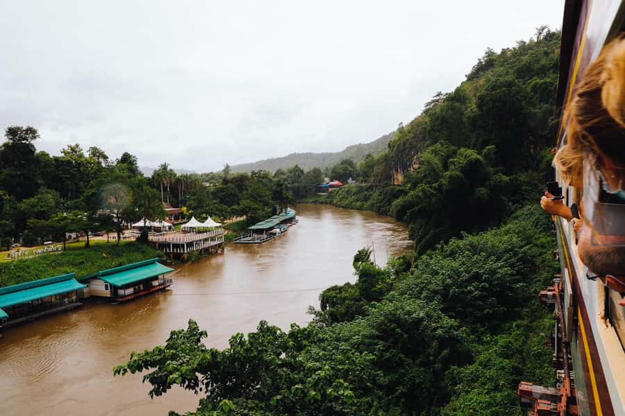 Bangkok: Floating Market, River Kwai, Railway Tour w/ Lunch - Damnoen Saduak Floating Market by boat