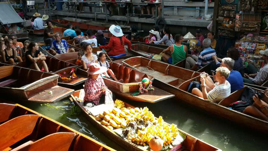 Bangkok: Maeklong Railway & Damnoen Saduak Floating Markets - The train that cuts through Maeklong Market