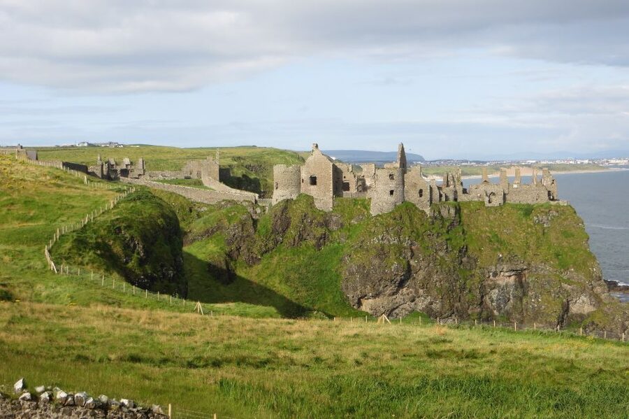 Belfast & Giant's Causeway: 2-Day Rail Tour from Dublin - Shopping time in Belfast city center
