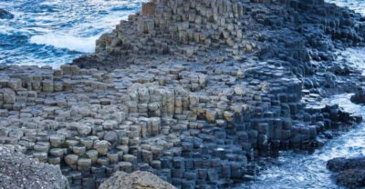 Belfast & Giant’s Causeway: 2-Day Rail Tour from Dublin