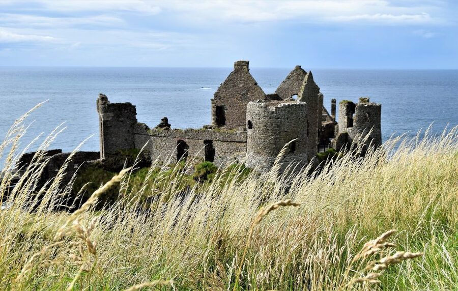 Belfast & Giant's Causeway: 2-Day Rail Tour from Dublin - Crumlin Road Gaol and Belfast Castle