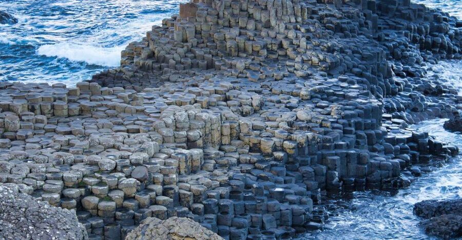 Belfast & Giant's Causeway: 2-Day Rail Tour from Dublin - 06:30 at Connolly Station, then north by train