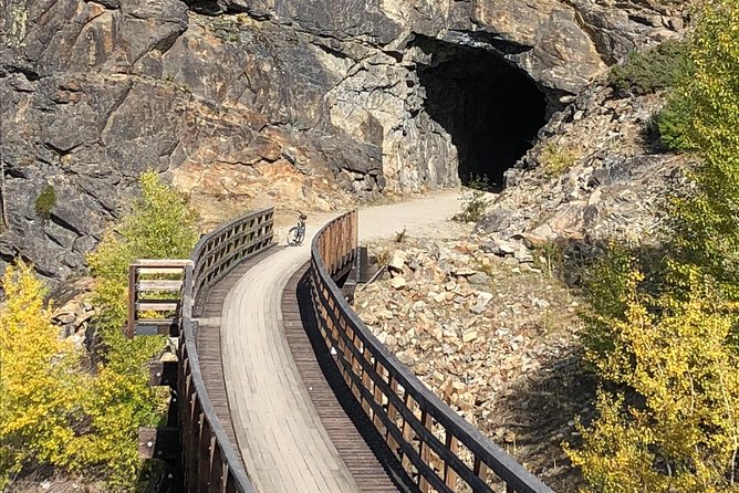 Bicyle Tour on Historical Kettle Valley Railway from Myra Canyon to Penticton - The Naramata bench and Okanagan views
