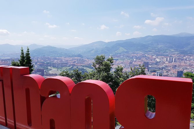 Bilbao Tour + Artxanda Funicular in Spanish - Practical details that affect your decision