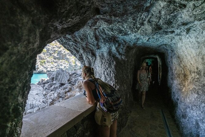 Boat, Tram and Train Tour in Mallorca from the South - What the eight-hour schedule feels like