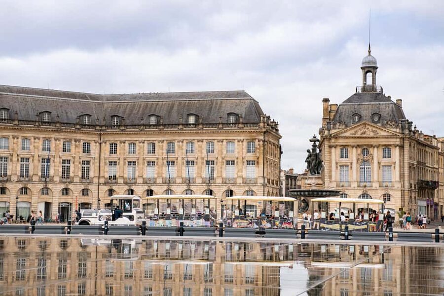 Bordeaux: Little Electric Train Tour - What the 45-minute route can show you