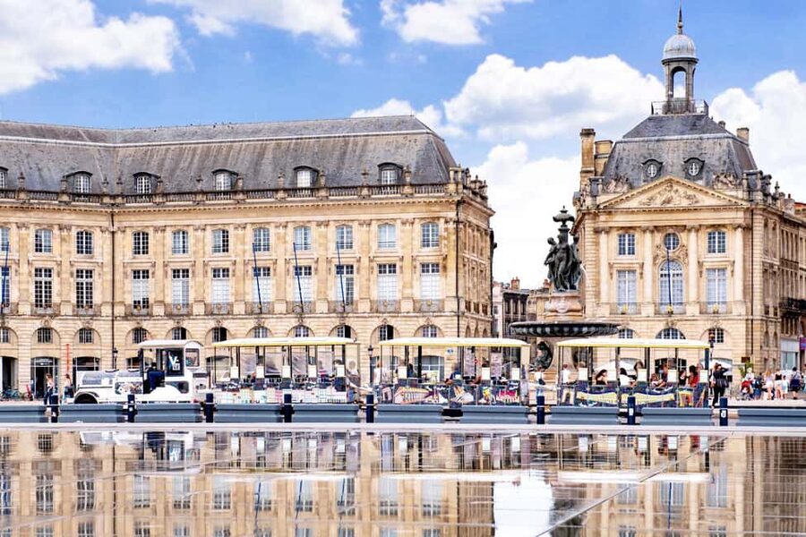 Bordeaux: Little Electric Train Tour - Timing, departures, and route changes
