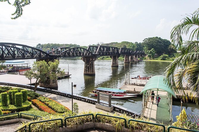 Bridge on the River Kwai and Thailand-Burma Railway Guided Tour - A quiet stop at Kanchanaburi War Cemetery