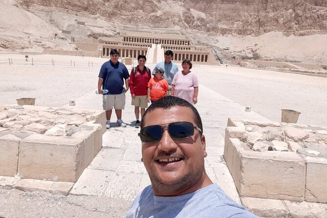 Cairo : Luxor Full Day Guided Tour & Overnight SLEEPER Train Rounded trip - Karnak Temple and the scale of ancient Thebes