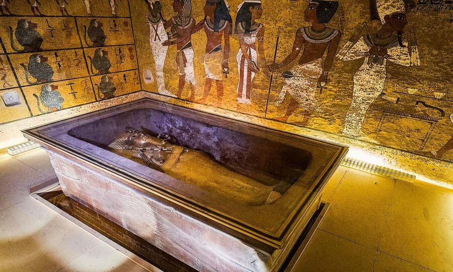 Cairo–Luxor Sleeper Train Experience: 2 Days or 1-Day Return - Choosing the one-day express return