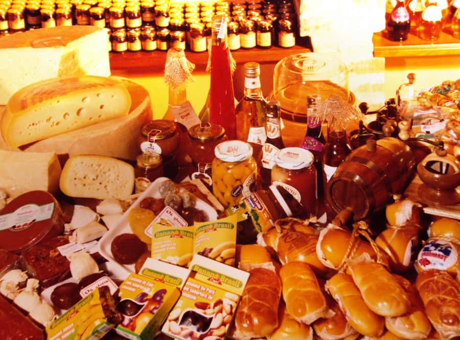 Canela/Gramado: South Wineries, Wine Train, & Italian Park - Cheese, cookware, and the shopping stops