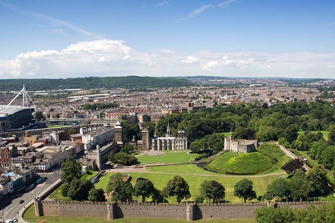 Cardiff: Welsh Castles, Mountains & Steam Railway Day Tour - Caerphilly Castle gives you the grand medieval moment