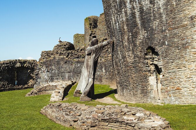 Cardiff: Welsh Castles, Mountains & Steam Railway Day Tour - Who should book this tour?