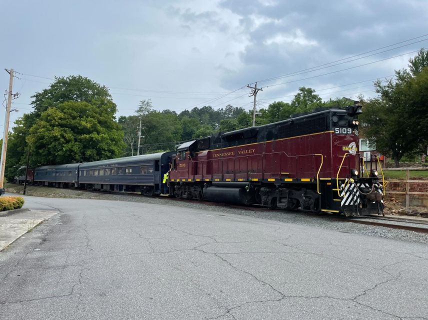 Chattanooga: Derailed Trolley Tour and Train Ride - Timing, comfort, and practical details