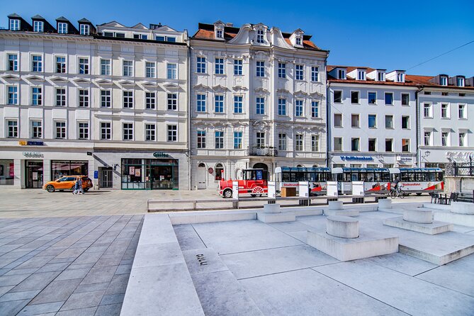 City tour through Regensburg with the little train - Starting at Domplatz beside the cathedral