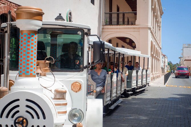 Colonial Zone Train 45 minutes of history and culture in Santo Domingo - Why the short duration can be a real advantage