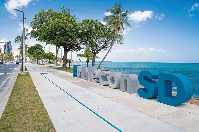 Colonial Zone Train 45 minutes of history and culture in Santo Domingo - The audioguide makes the ride easier to follow