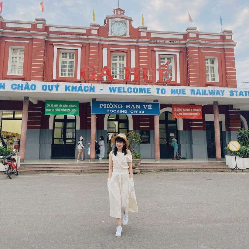 Da Nang: Hue Imperial Day Trip, Hai Van Pass Train, & Lunch - Who should book this day trip