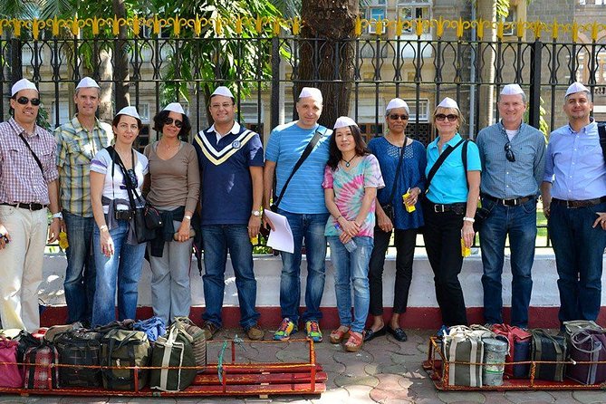 Dabbawala, Dhobi Ghat & Dharavi slum Tour with Local Train Ride - What the guides add to the experience