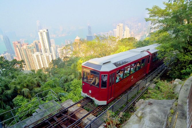 Day Tour to Hong Kong from Guangzhou by Round-way Bullet Train - The early train from Guangzhou