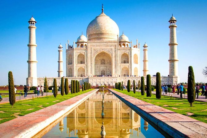 Delhi-Agra-Delhi One Day Trip By India's Superfast Train - Entering the Taj Mahal after a 9:50 a.m. arrival
