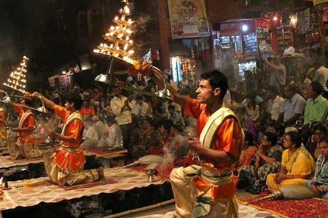 Delhi Agra Jaipur & Varanasi Tour – Taj Mahal & Ganga Aarti - Delhi’s final morning: Humayun’s Tomb, India Gate, and Lotus Temple