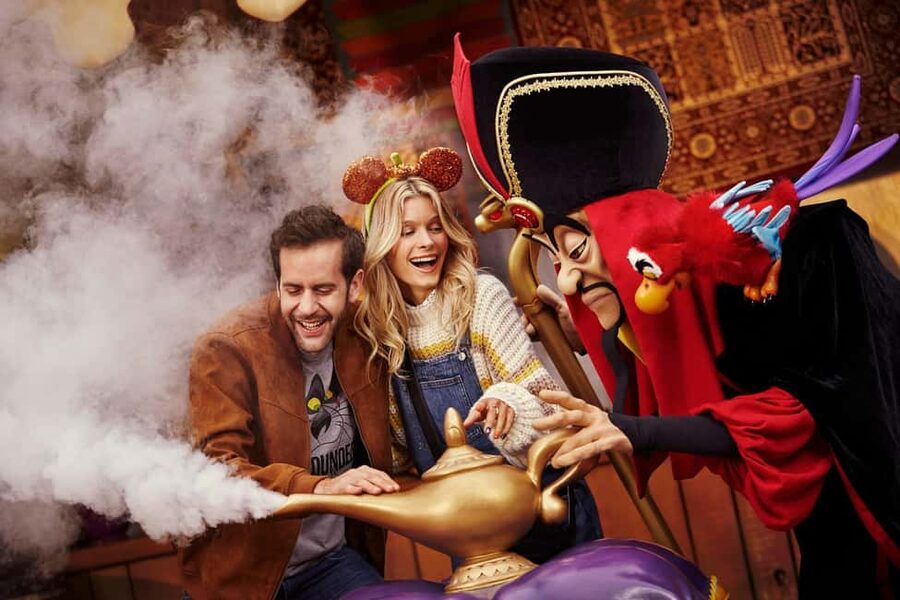 Disneyland® Paris Tickets for Train and Parks - Decide between one park and two