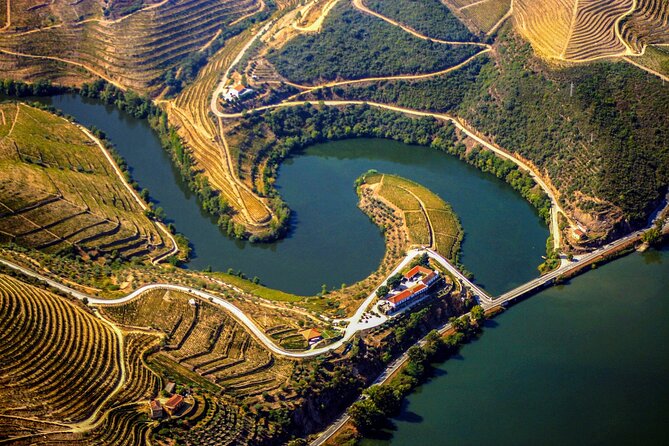 Douro Experience - Boat and Train Ride - Lunch and Wine Tasting - All Included - The Douro by boat