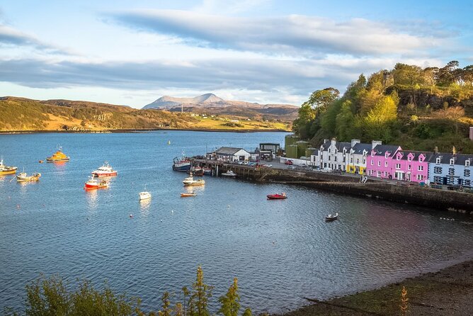 Edinburgh, Loch Ness, The Highlands from London - 3 Day Rail Tour - The Highlands run to Loch Ness, Inverness, and Glencoe