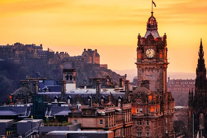 Edinburgh Rail Trip from London with Castle entry and Hop-on Hop-off bus - Edinburgh Castle deserves first priority
