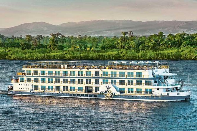 Egypt 8 D: Cairo, Aswan,Abu Simbel, cruise, Luxor & Sleeper Train - Abu Simbel and the cruise south of Luxor