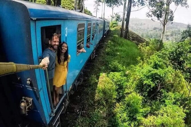 Ella Private Day Tour with Train Ride and Visit to Nine Arch - Rawana Falls adds a roadside nature stop