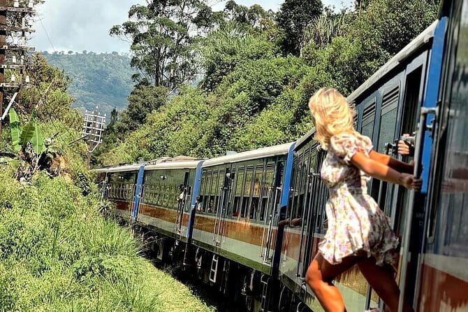 Ella Private Day Tour with Train Ride and Visit to Nine Arch - Nine Arch Bridge is worth seeing on foot and by rail