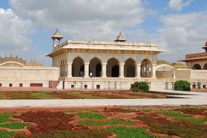 Enchanting Taj Mahal Same Day Tour by Gatiman Train From Delhi - Who should book this Taj Mahal day trip