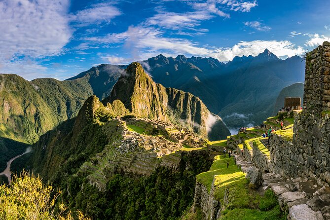 Excursion to the Sacred Valley and Machu Picchu by Panoramic Train - Why this two-day route works better than a rushed day trip