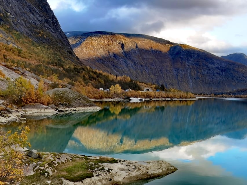 Flåm Flexible Tour with Stegastein, cruise and train include - Why this Flåm day trip works well from Bergen