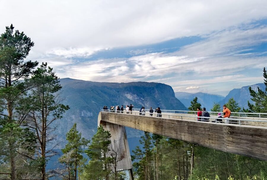 Flåm Flexible Tour with Stegastein, cruise and train include - Optional stops beyond the main route