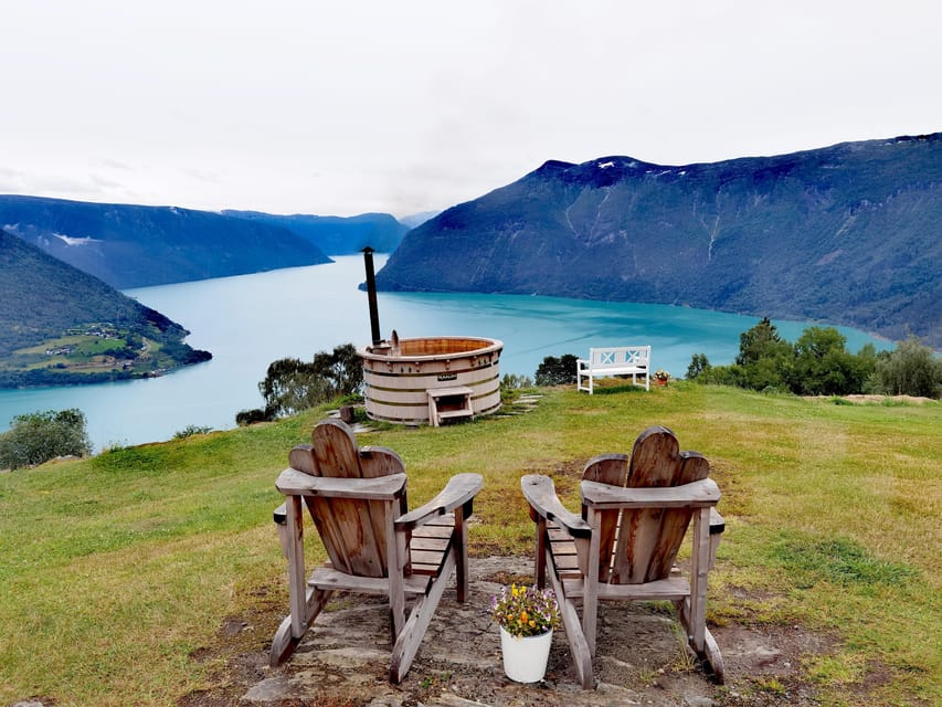 Flåm Flexible Tour with Stegastein, cruise and train include - From Bergen to Voss and Tvindefossen